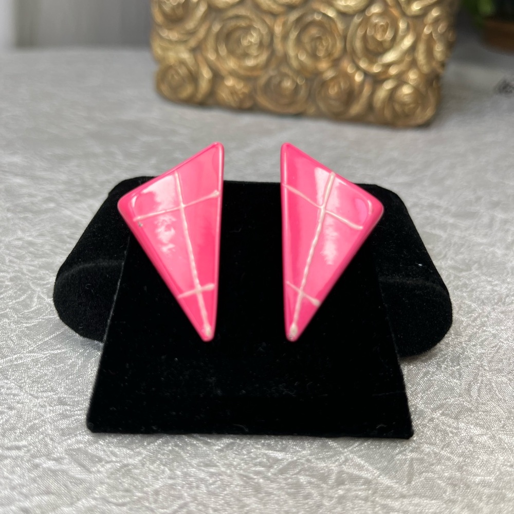 Vintage 80’s Hot Pink and White Geometric Earrings